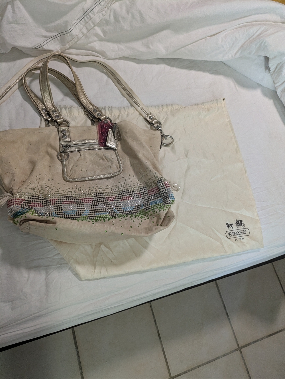 Coach Poppy Cream  Shoulder Bag with Multicolor crystal Band(AUSTRIAN CRYSTAL)